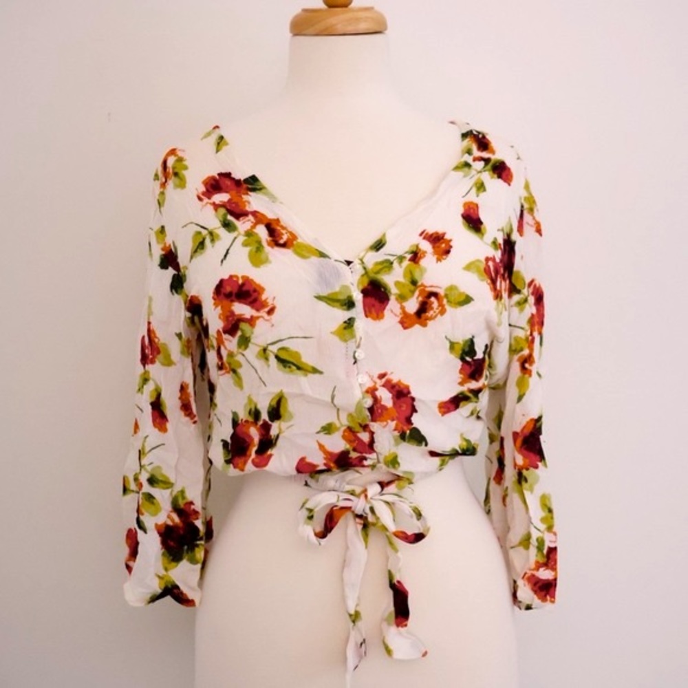 Ambiance Floral Button Up Blouse with Front Tie and synched sleeves Large (L)
